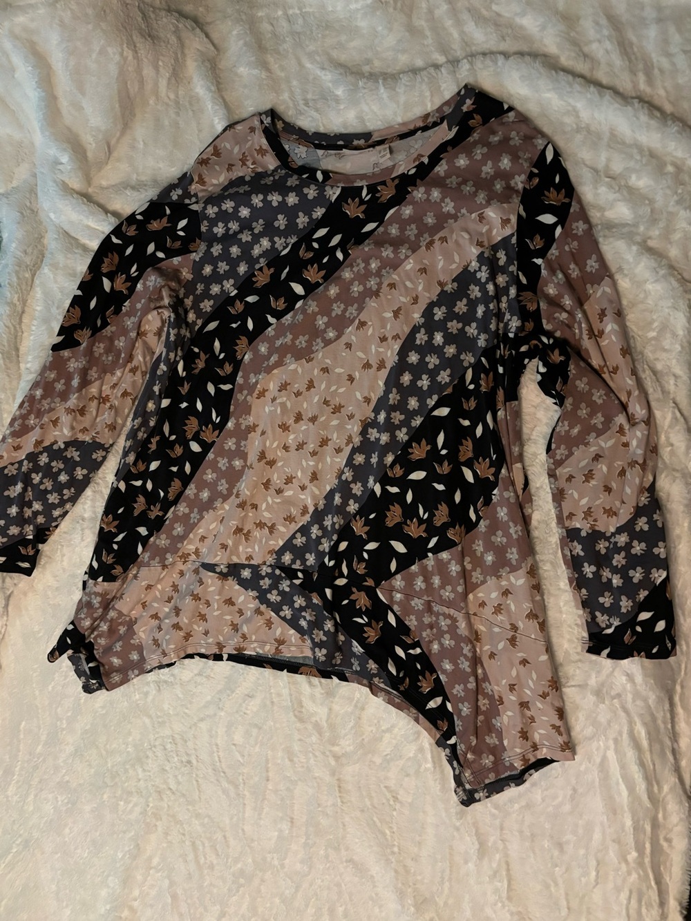 LOGO Lori Goldstein Tunic Top Size 4X With Pockets!